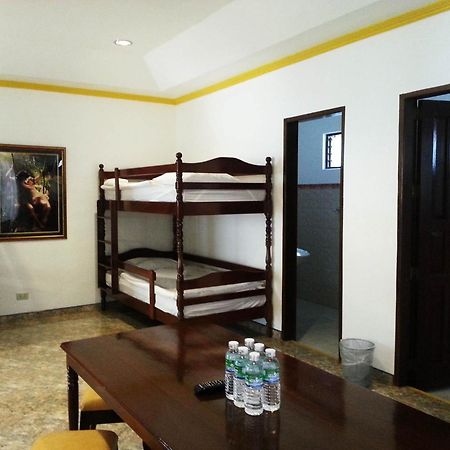 Dolce Vita Hotel Puerto Princesa Esterno foto