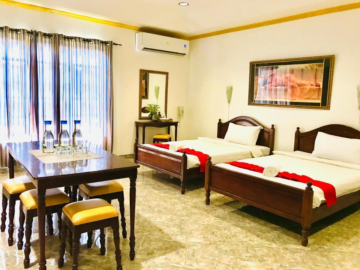 Dolce Vita Hotel Puerto Princesa Esterno foto