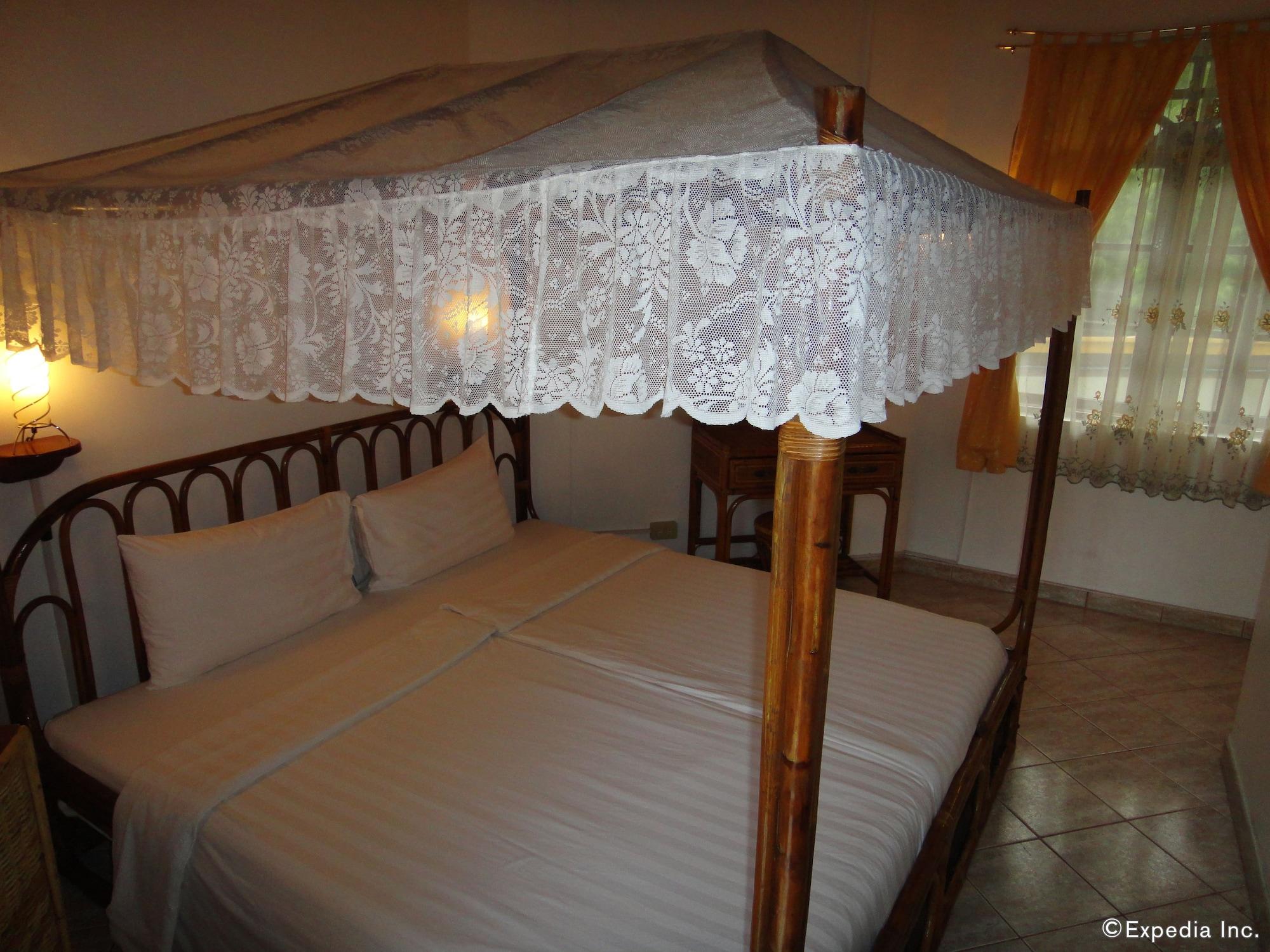 Dolce Vita Hotel Puerto Princesa Esterno foto