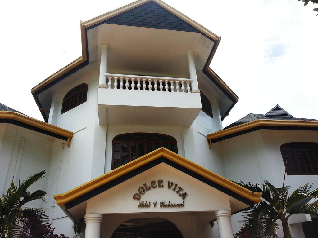 Dolce Vita Hotel Puerto Princesa Esterno foto