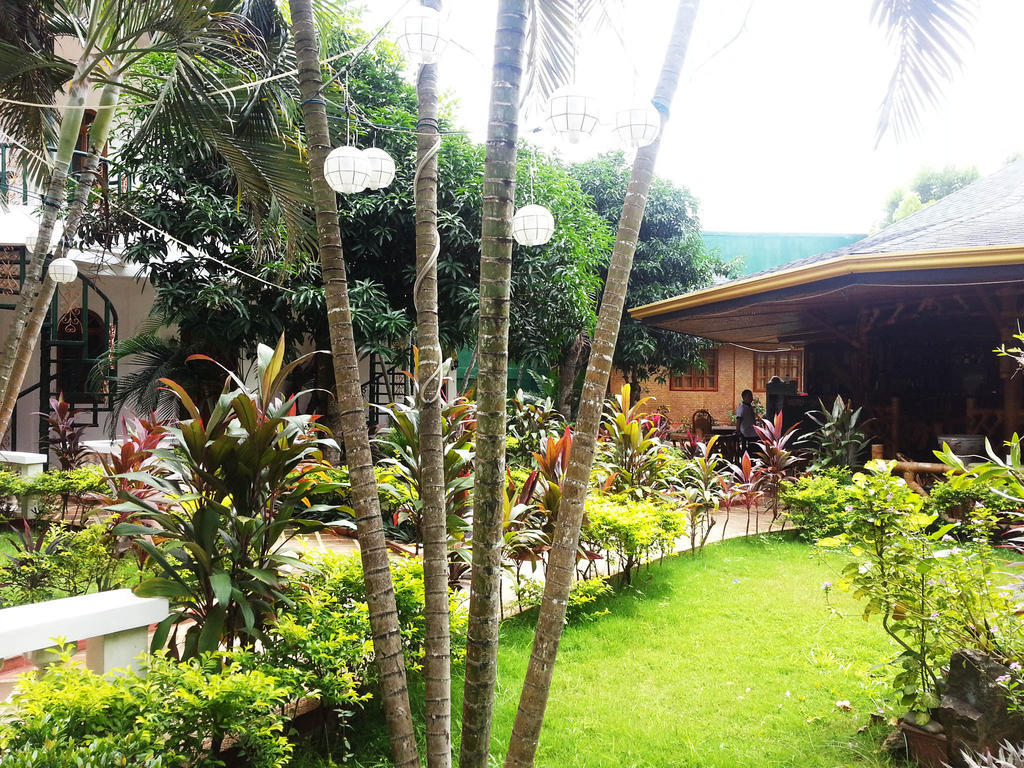 Dolce Vita Hotel Puerto Princesa Esterno foto